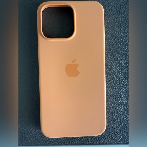 Apple Silicone MagSafe iPhone 15 Pro Max Case - Orange - Picture 1 of 5